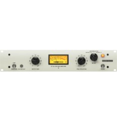 Klark Teknik KT-A2 · Amplificador Clase D