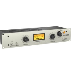 Klark Teknik KT-A2 · Amplificador Clase D 2